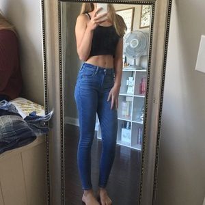 AE High Waisted Jeans